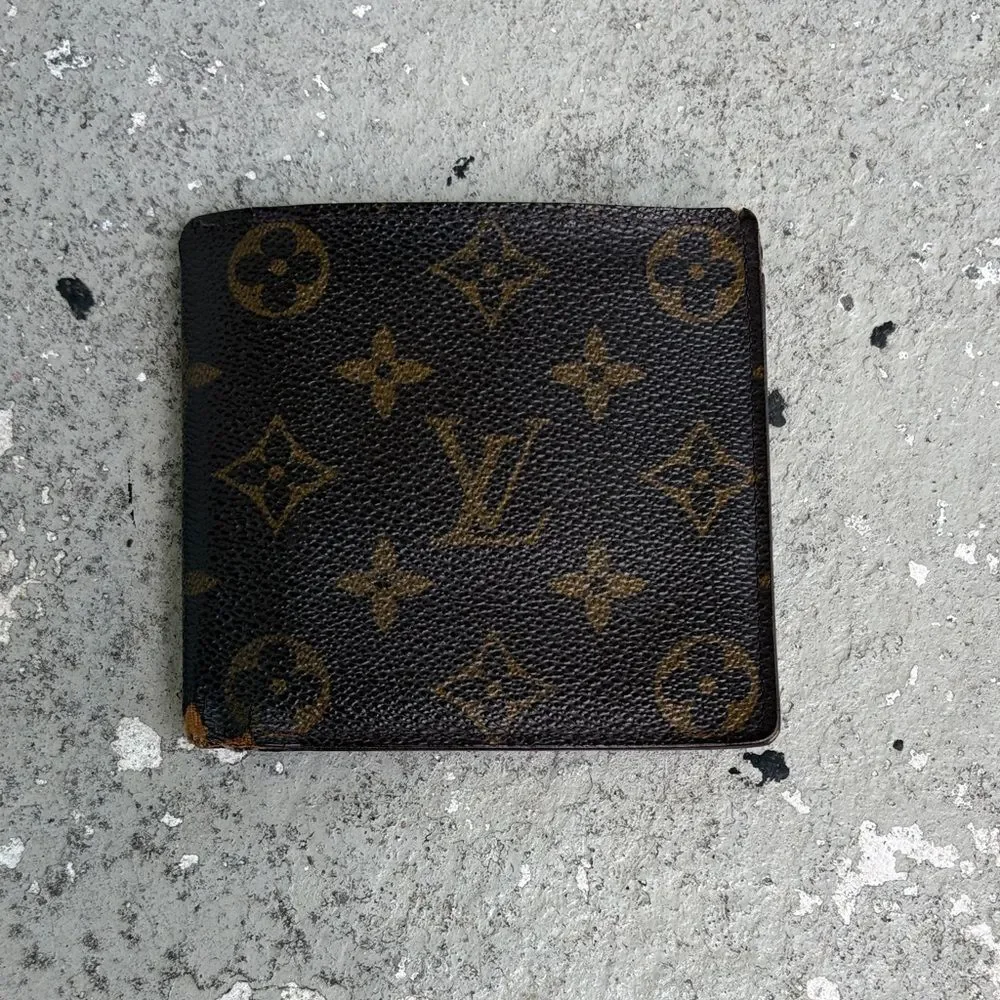 Vintage Louis Vuitton men’s monogram wallet